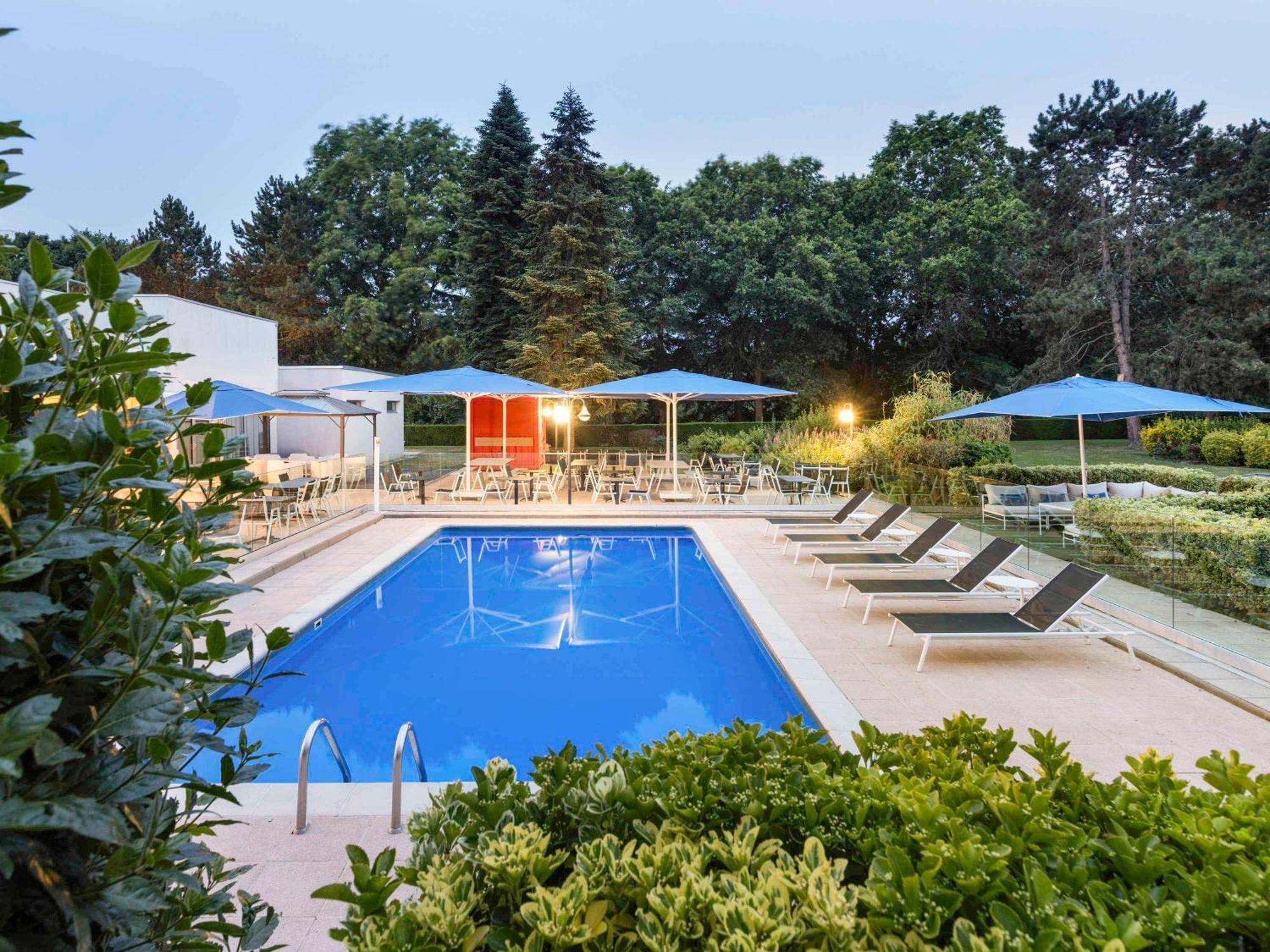 Novotel Rennes Alma Экстерьер фото