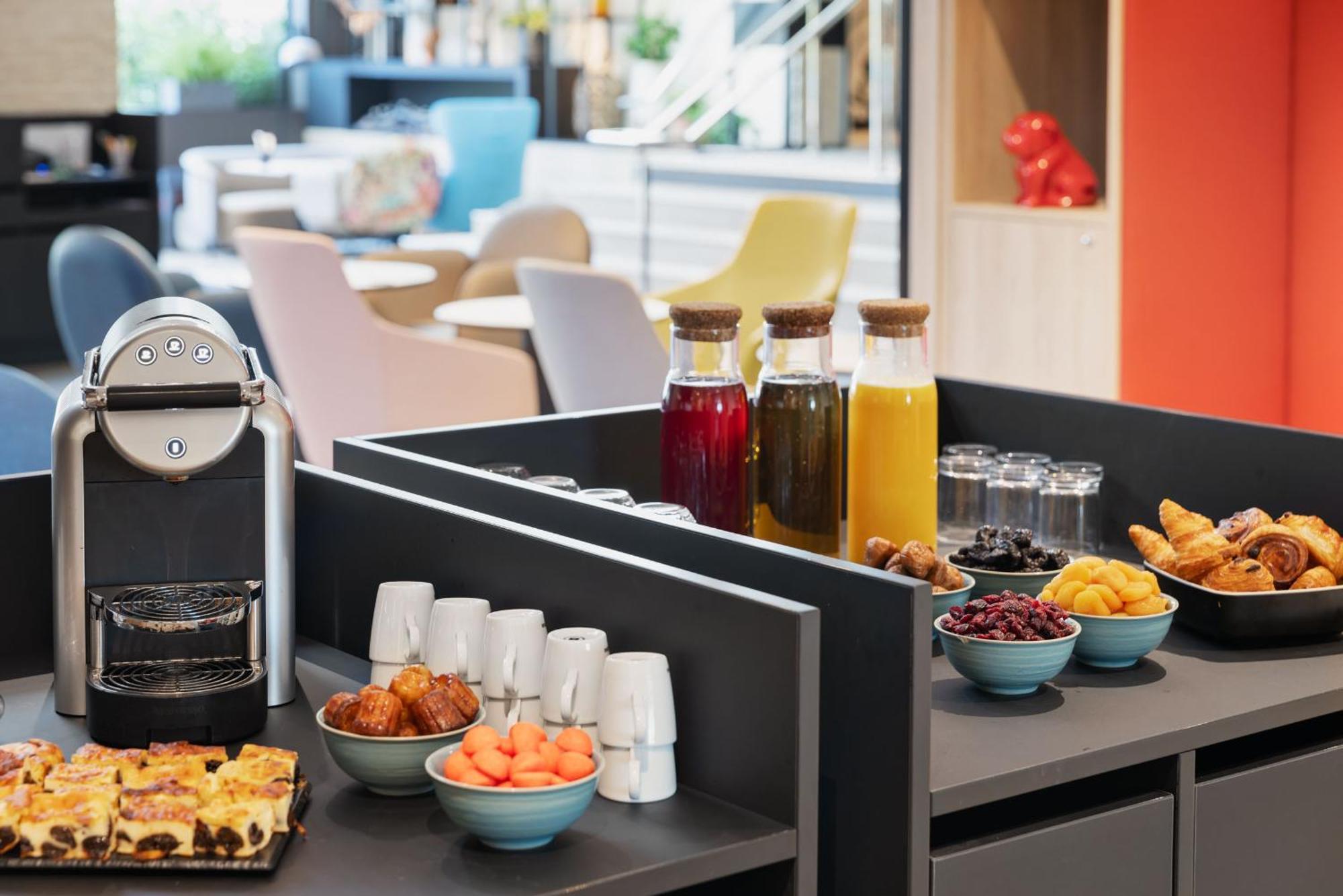 Novotel Rennes Alma Экстерьер фото