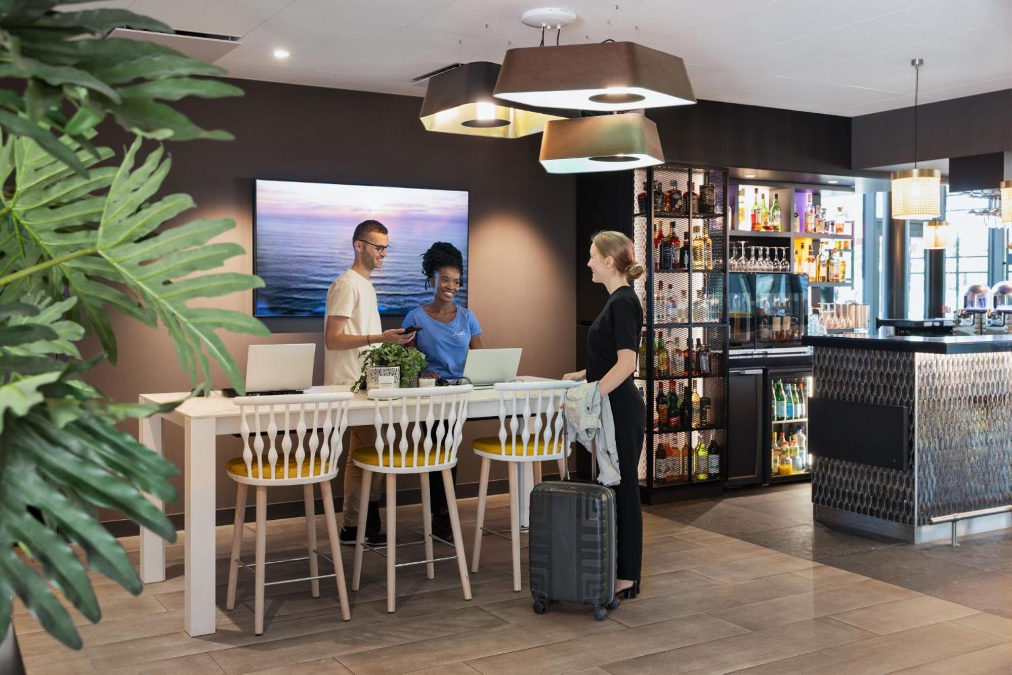 Novotel Rennes Alma Экстерьер фото