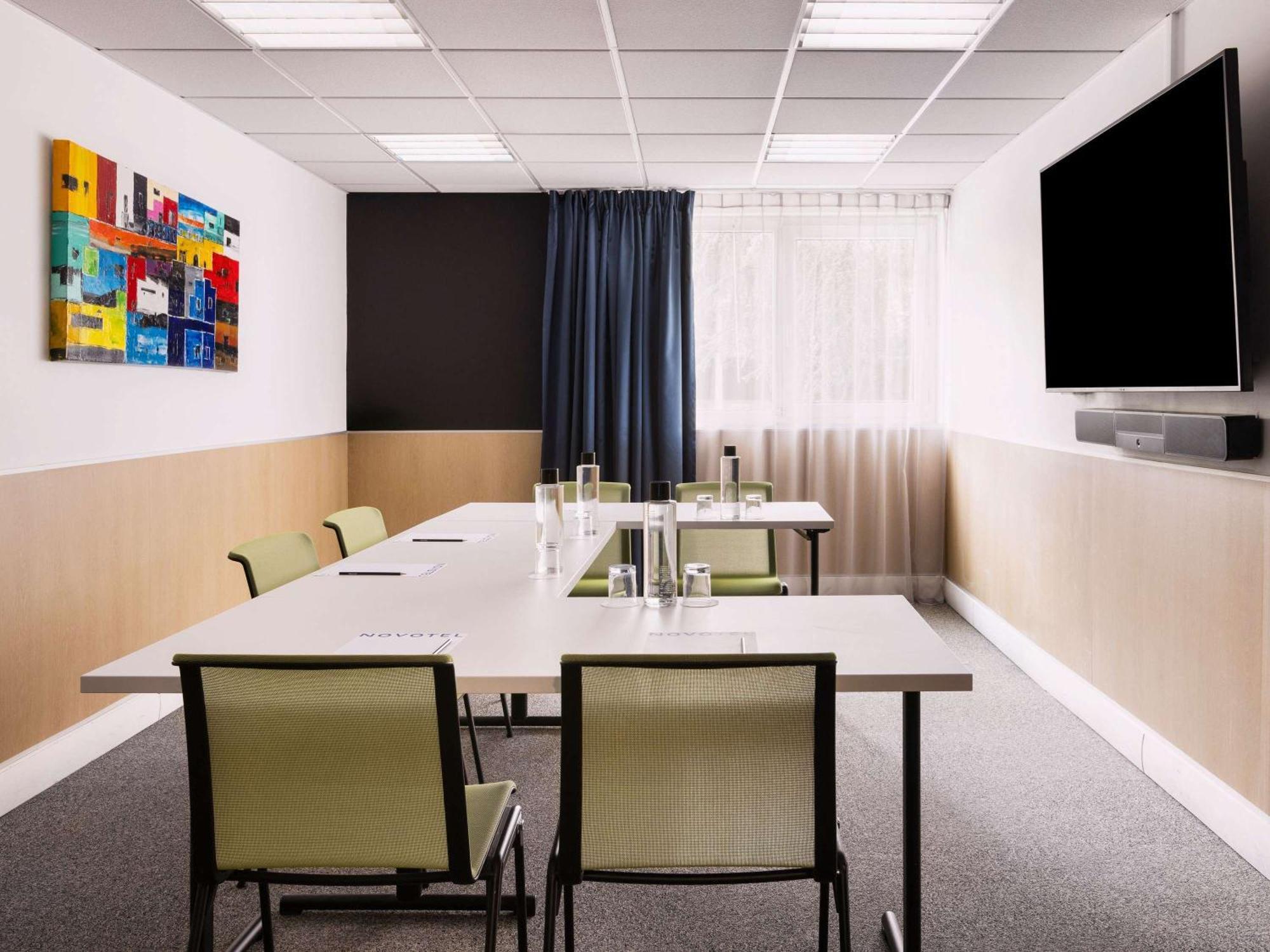 Novotel Rennes Alma Экстерьер фото