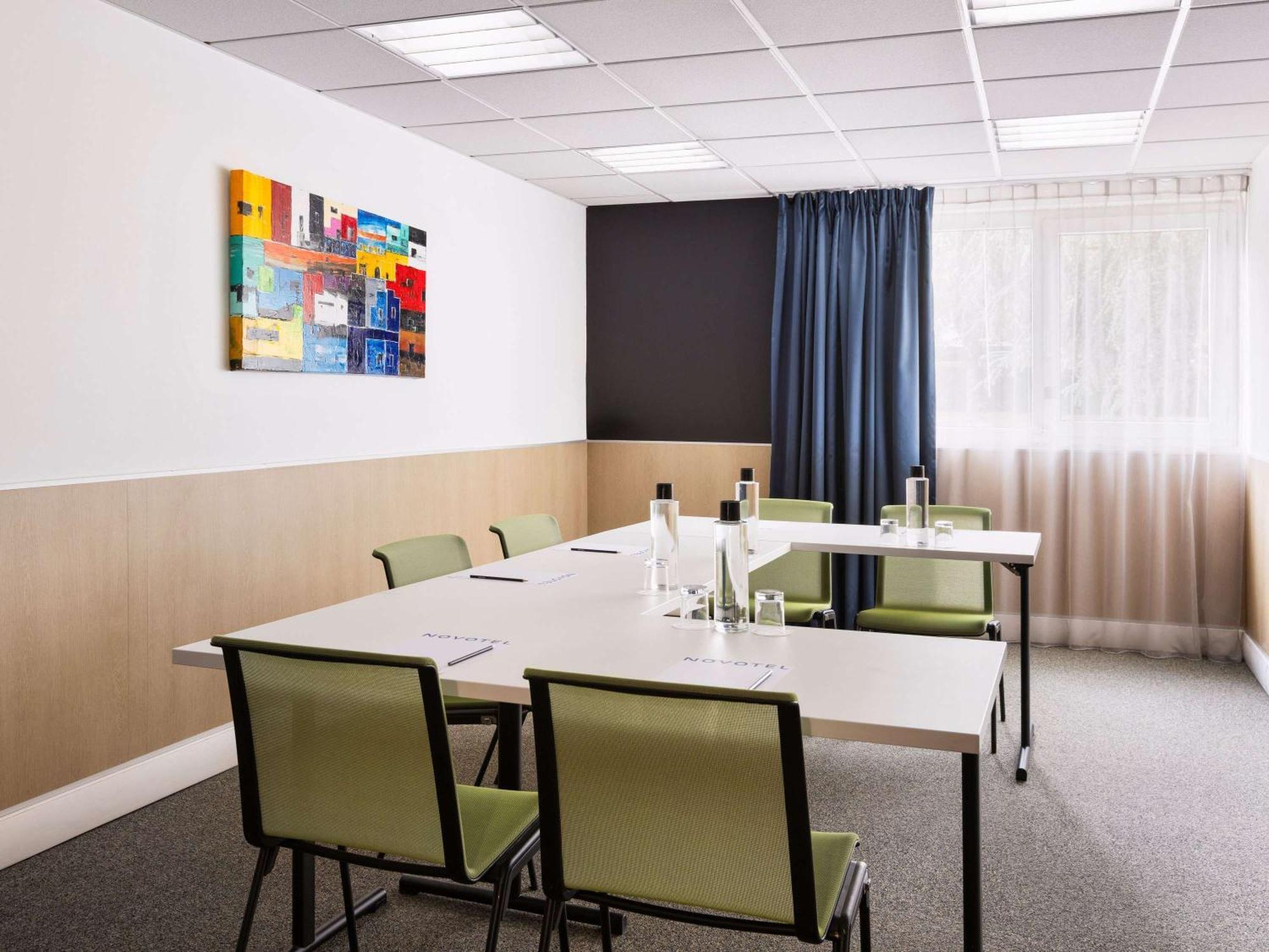 Novotel Rennes Alma Экстерьер фото