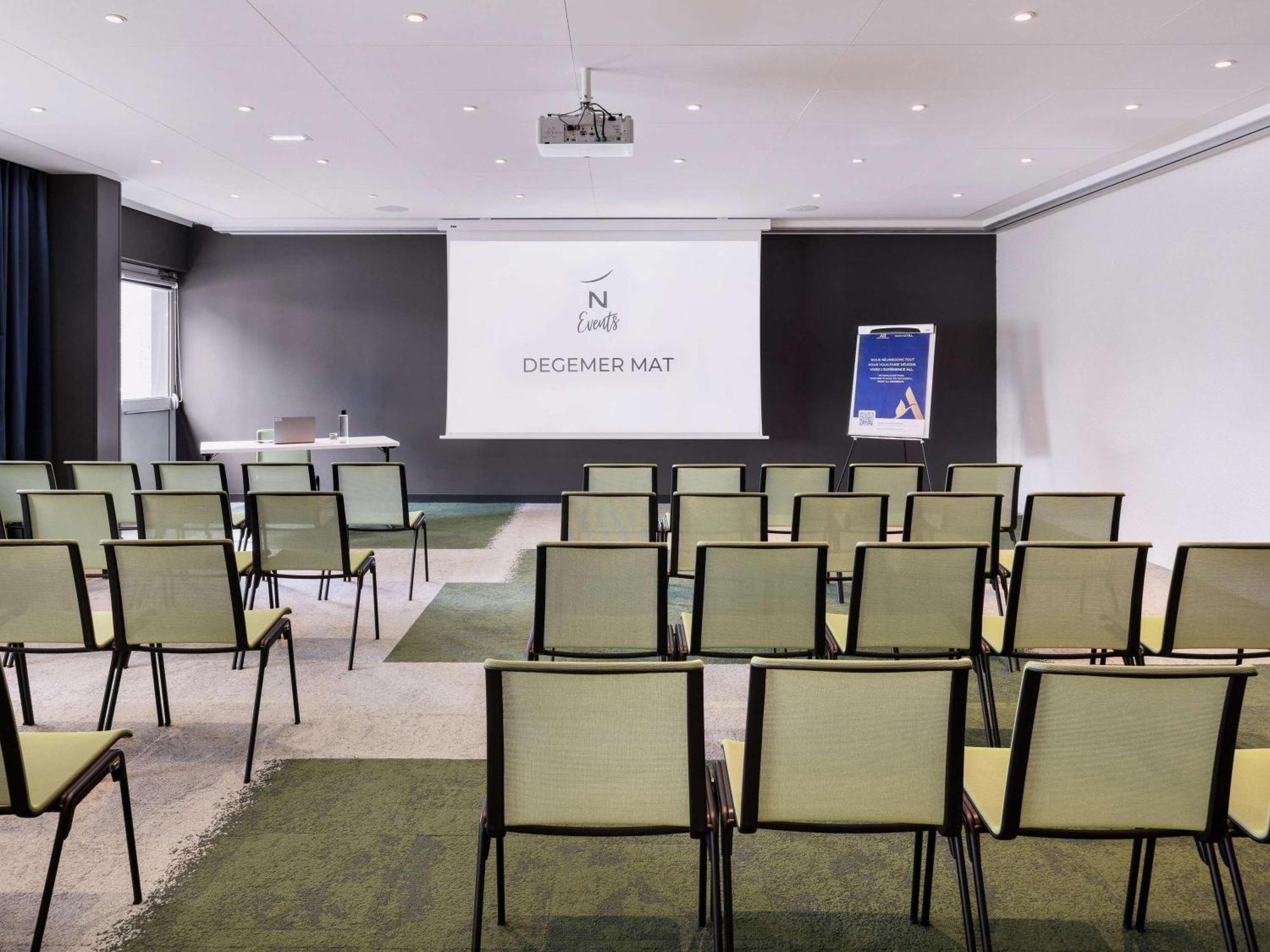 Novotel Rennes Alma Экстерьер фото