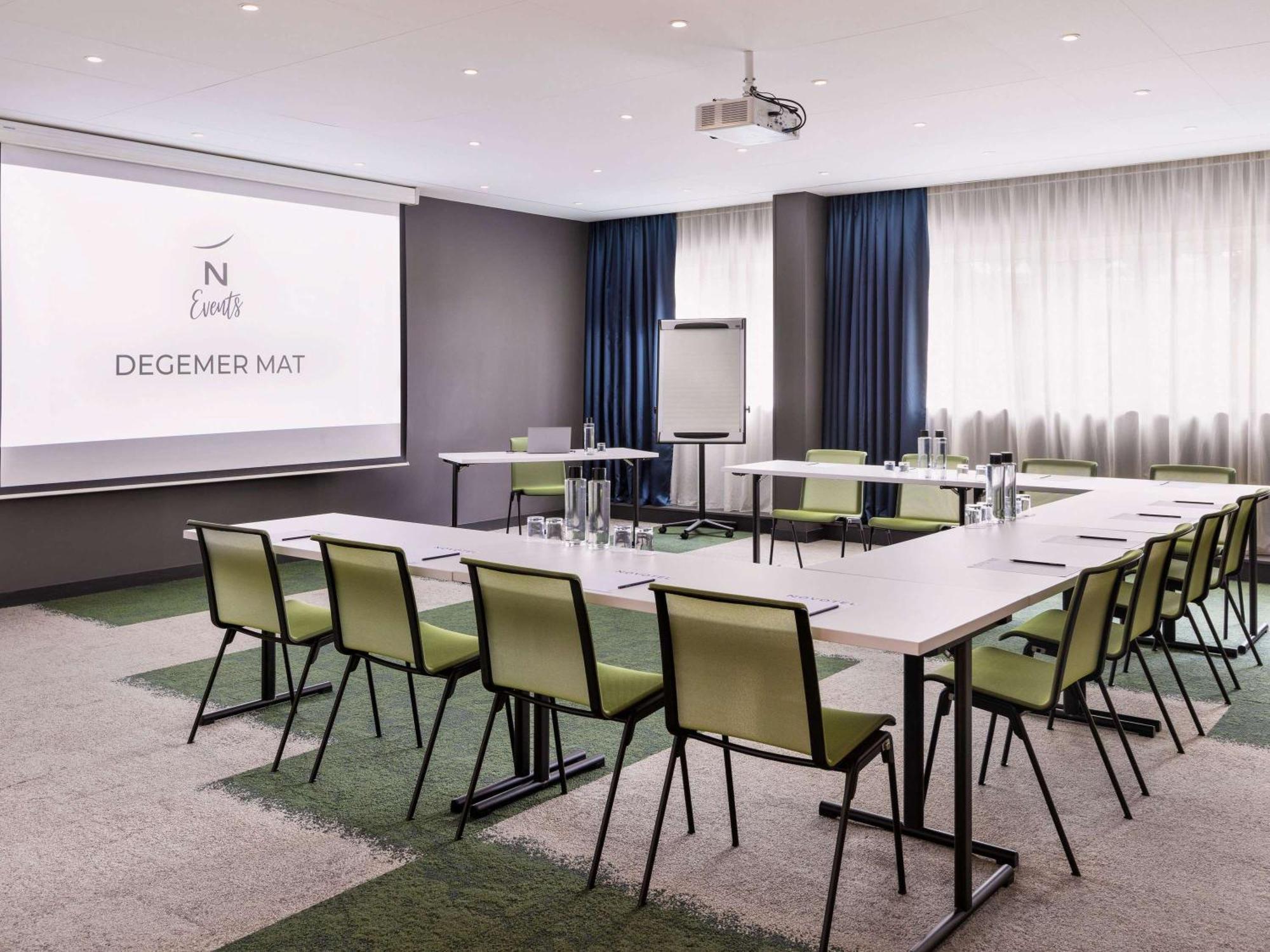 Novotel Rennes Alma Экстерьер фото